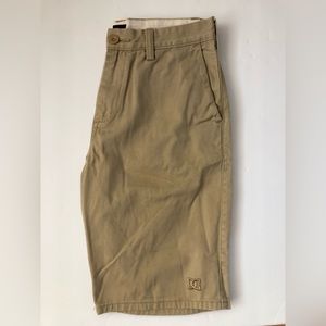 DC Chino khaki shorts ! New no tags 🏷️